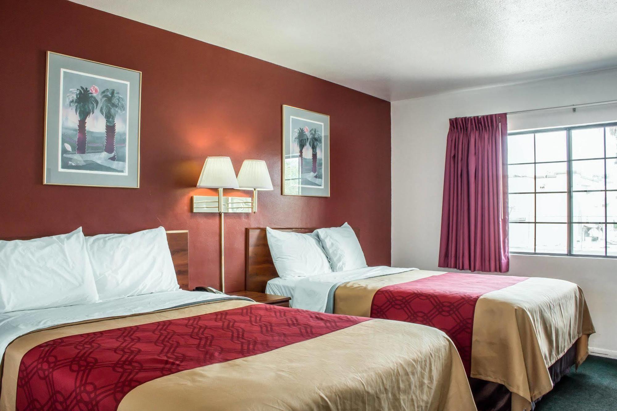 Econo Lodge Tucson Exterior photo